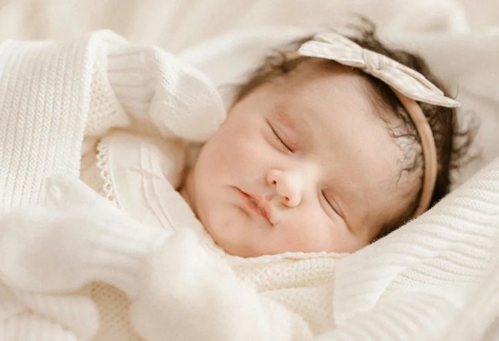 Mijn schoonzus gaf een feestje bij mijn zwembad terwijl ik op de eerste hulp was met mijn pasgeboren baby – Wat ze ermee deed, was onvergeeflijk