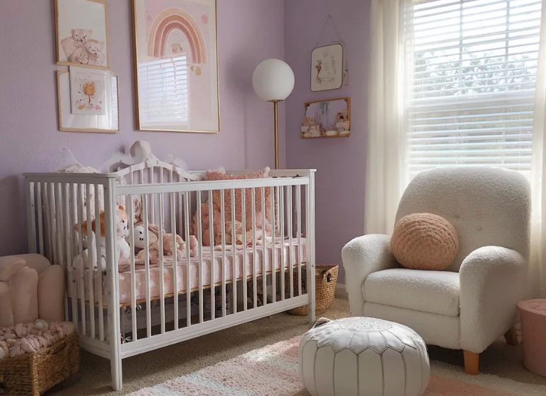 Mijn zwangere schoonzus trok bij mij in nadat ik een doodgeboren baby had gekregen, en mijn man begon haar als een prinses te behandelen – tot het moment dat de druppel de emmer deed overlopen.