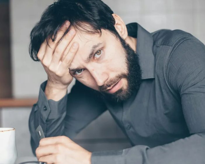 Mijn overleden schoonmoeder, die me jarenlang heeft gehaat, liet mij alles na wat ze had – Maar alleen onder één voorwaarde