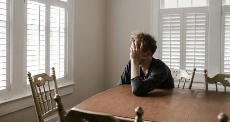 Mijn tante probeerde mijn broer af te pakken — maar de waarheid kwam in de rechtszaal aan het licht