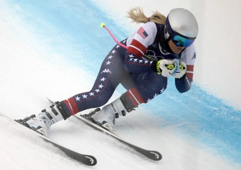 Een ernstig ongeluk: de alpineskikampioene Lindsey Vonn brak haar been tijdens de Olympische Spelen