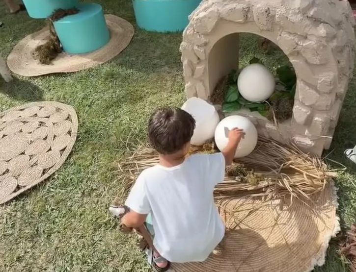 Het zoete dinosaurusfeest van Salvador, zoon van Barbie Vélez en Lucas Rodríguez, die 3 jaar werd