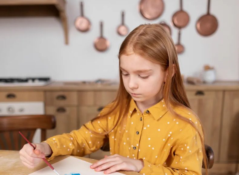 Ik ontdekte dat mijn 10-jarige dochter van school wegbleef om naar een verlaten gebouw te gaan – dus volgde ik haar