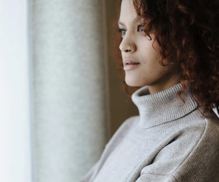 Mijn schoonvader gaf ons het perfecte huis – Toen ik zijn gesprek met mijn man hoorde, liet ik hem onmiddellijk zijn woorden terugnemen