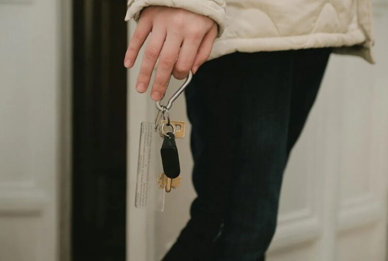 Mijn schoonmoeder organiseerde een “casting” voor de nieuwe vrouw van mijn man terwijl ik op zakenreis was – Dus gaf ik haar een les die ze nooit zal vergeten