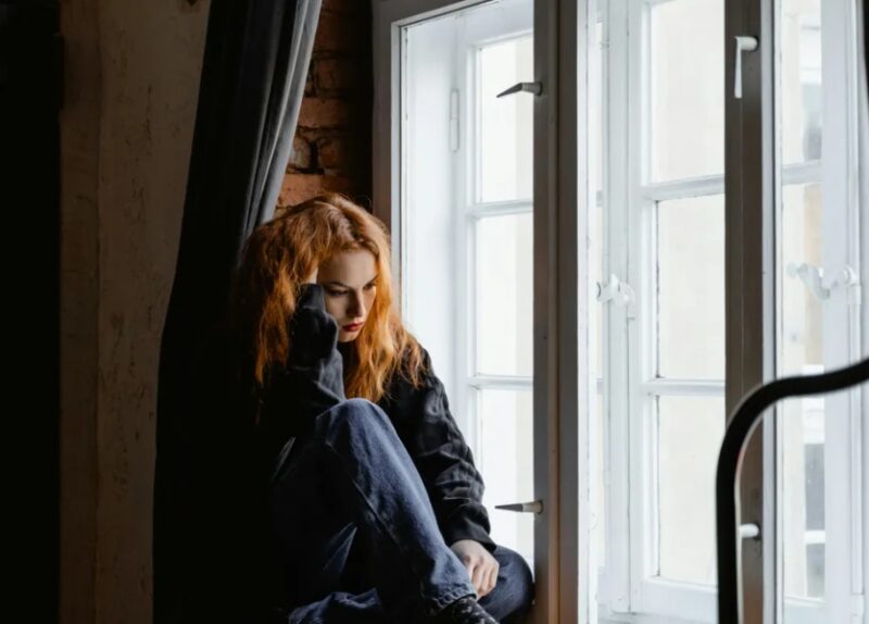 Mijn vrouw zei dat ik mijn dochter moest verlaten en voor een paar weken moest verhuizen — Toen ik de reden hoorde, was ik sprakeloos