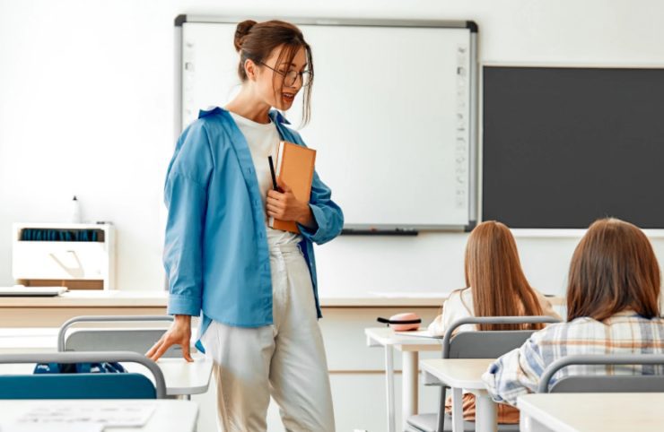 Mijn klasgenoten deelden eten met mij op school – jaren later bezocht ik ieder van hen met een klein bruin papieren zakje