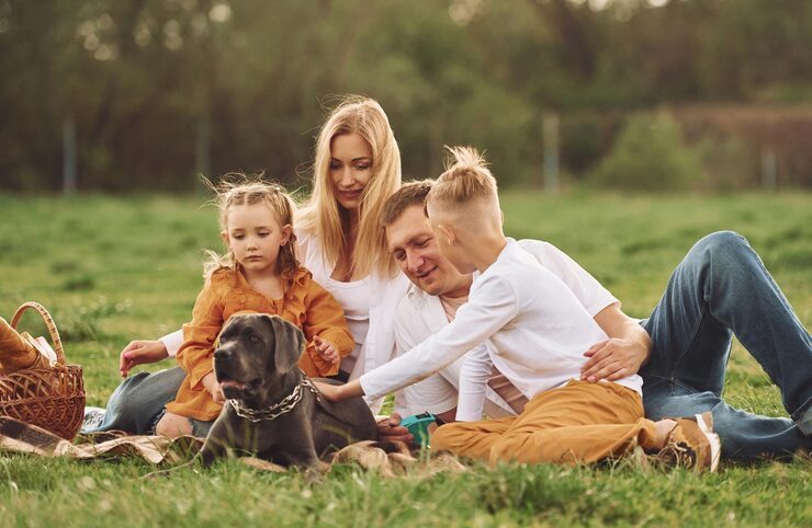 Mijn man bagatelliseerde de duizeligheid van onze 16-jarige dochter – maar wat de dokter ons vertelde was een waarheid waar geen enkele moeder ooit klaar voor is