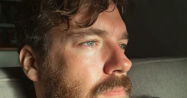 Mijn vader verliet me als kind – jaren later wilde ik wraak nemen, maar wat ik ontdekte veranderde alles